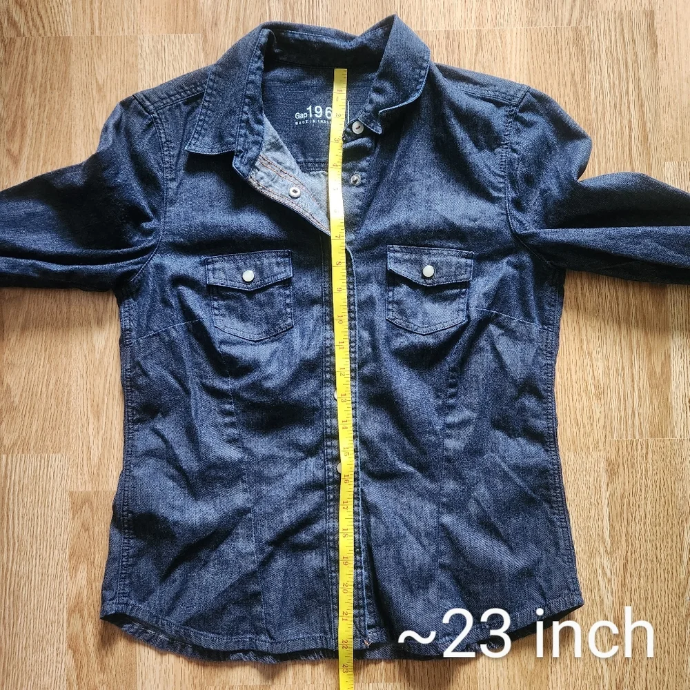 GAP Lightweight Jean Jacket